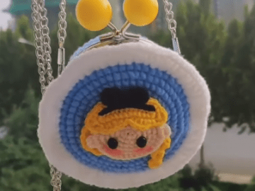 Amigurumi Doll Purse
